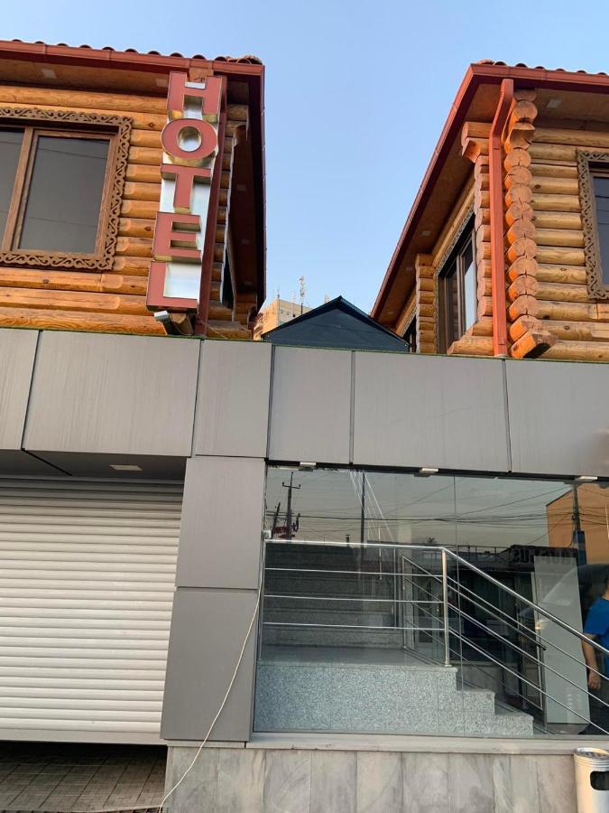 Tnak Hotel Ереван Екстериор снимка