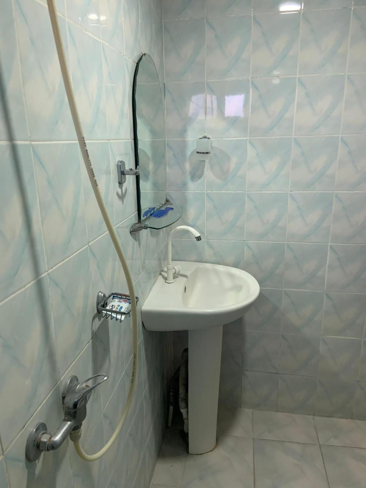 Tnak Hotel Ереван Екстериор снимка