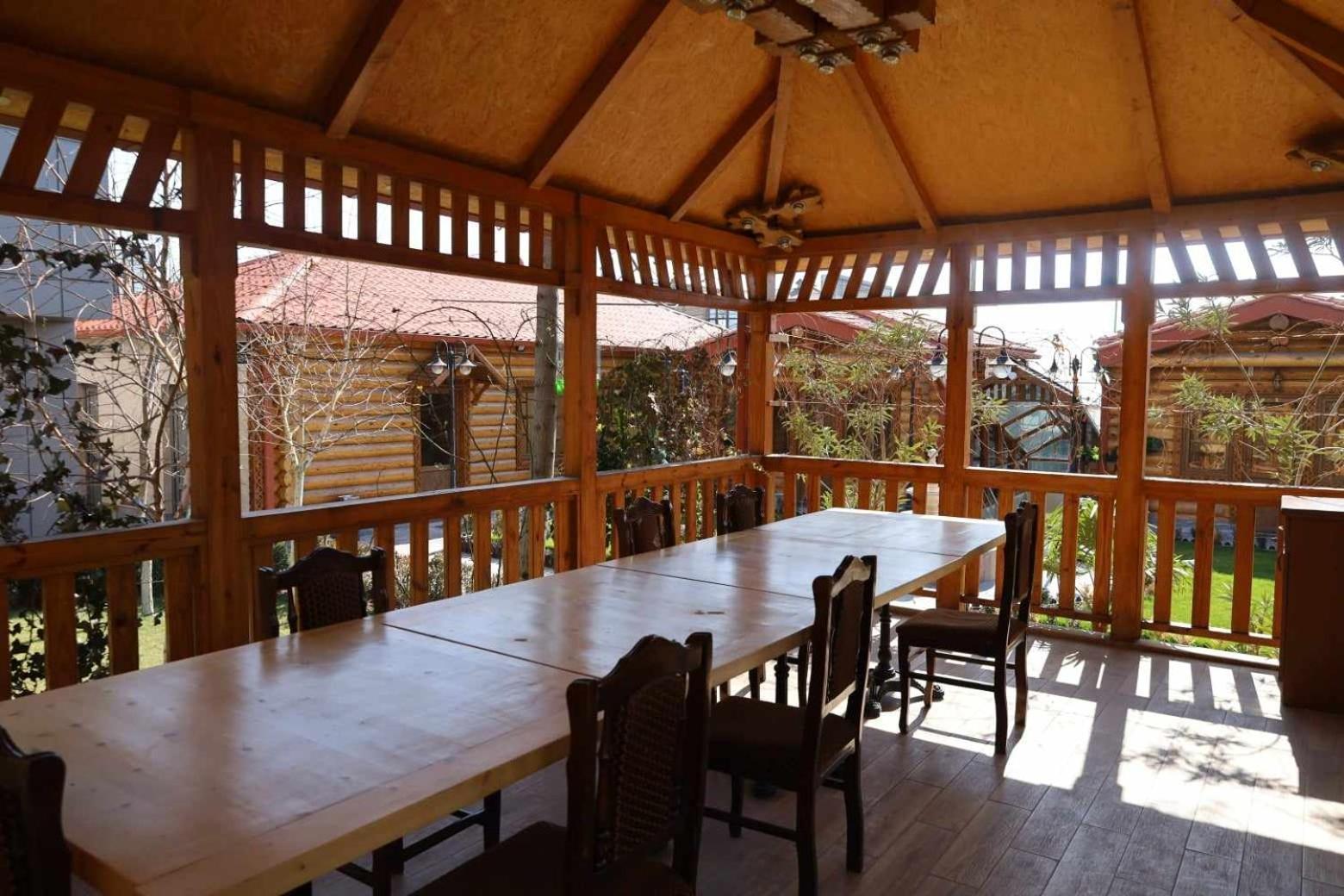 Tnak Hotel Ереван Екстериор снимка